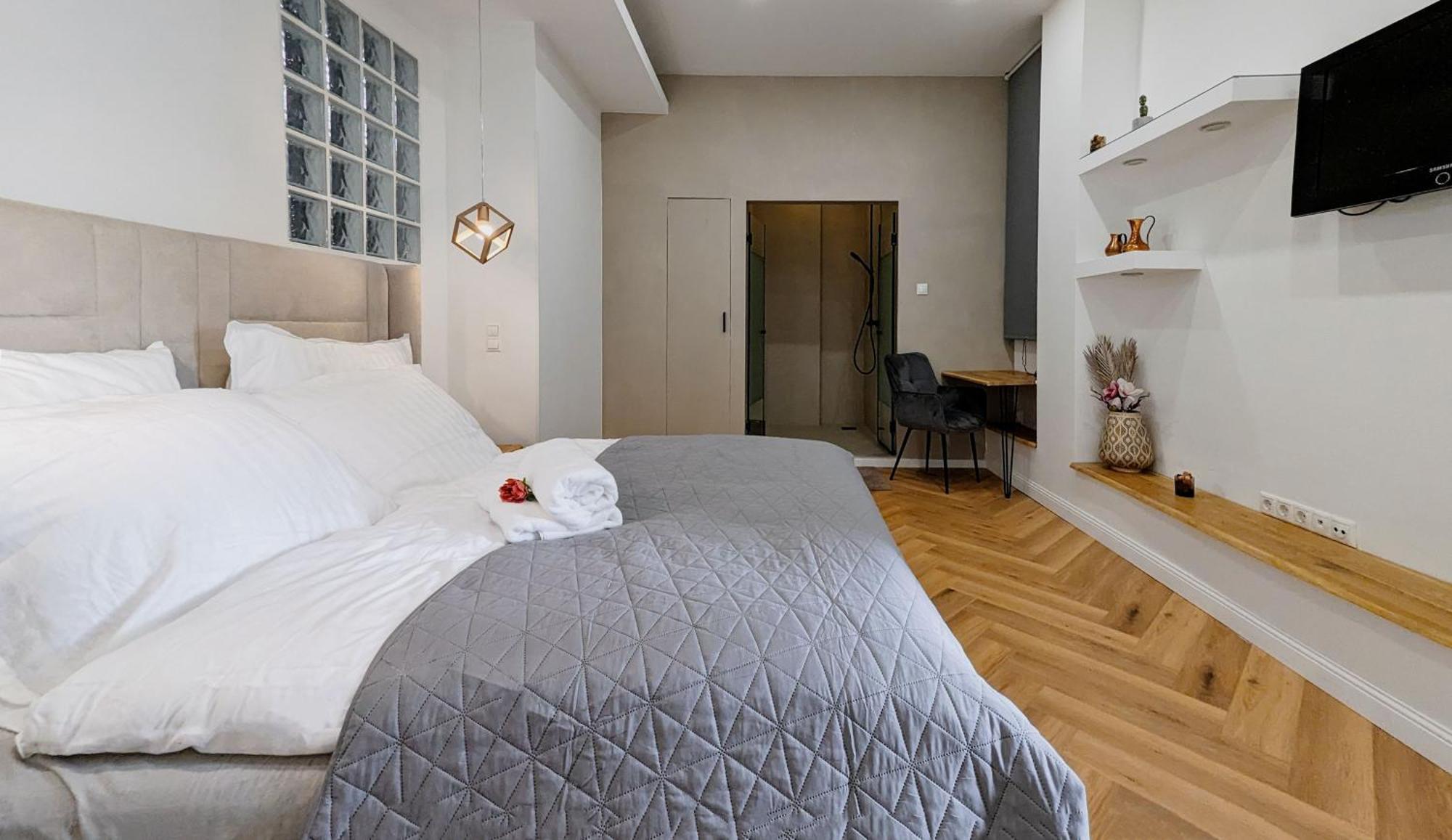 Pedestrian Apartment, The Best Location — Photos 3